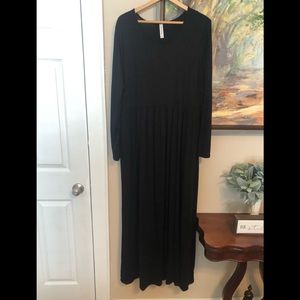 Zenana Black Empire Waist Long Sleeve Maxi